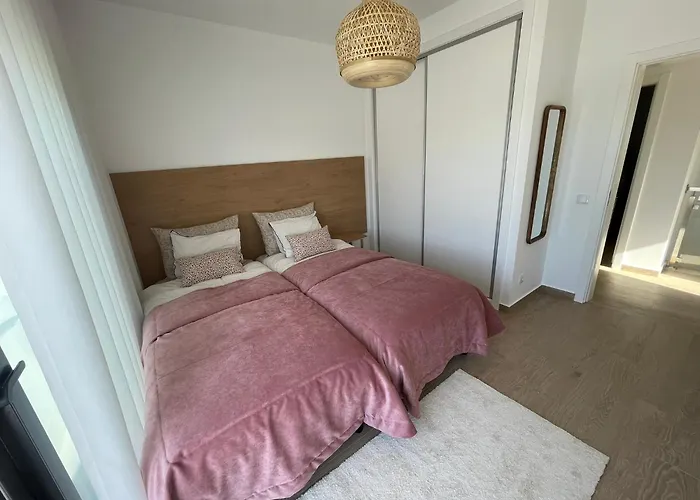 Villa Casa Ceu Azul - The Blue Sky Nadadouro